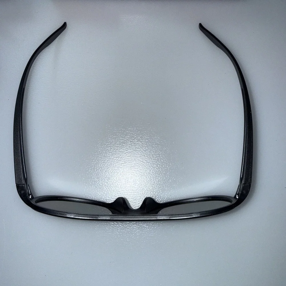 4 NEW Pairs LG Cinema 3D Glasses AG-F310 2 pairs per box. 4 pairs of black frame